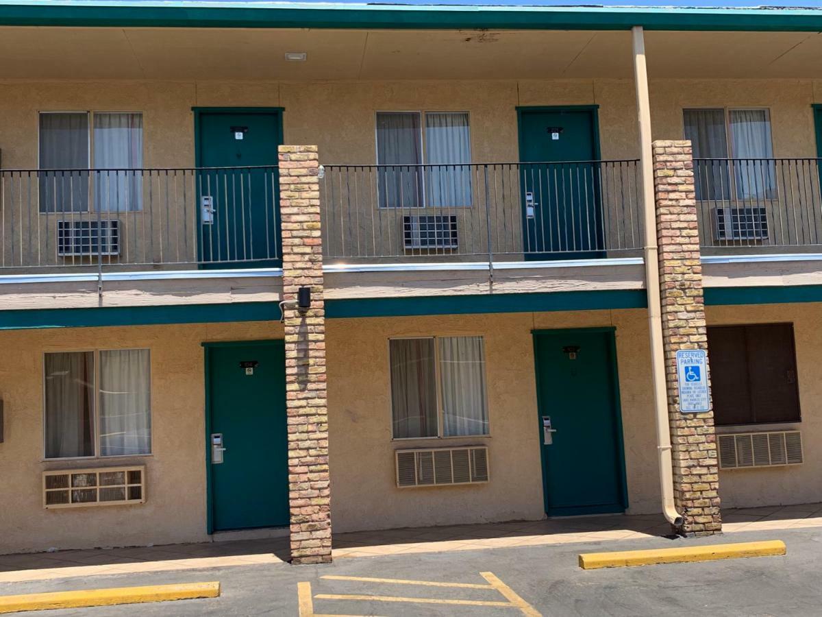 Windsor Inn Lake Havasu City Exteriér fotografie